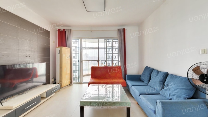 万昌南湖景园二手房实景图