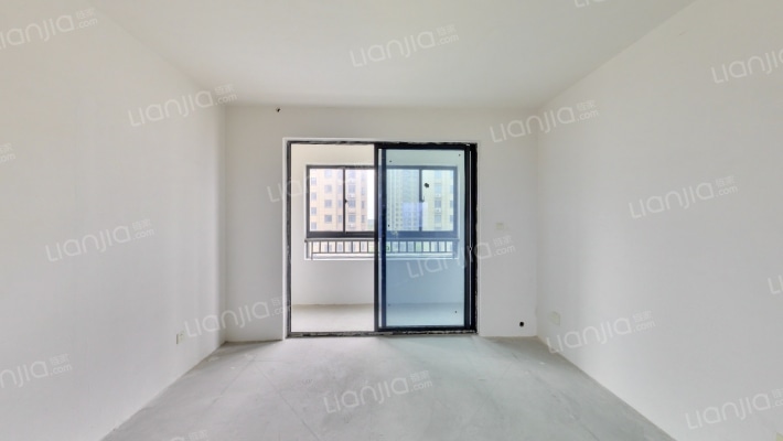 新东花园二手房实景图