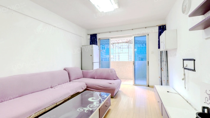 泰华花园二手房实景图