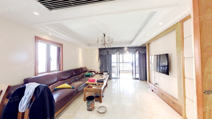 万科容大金色家园二手房实景图