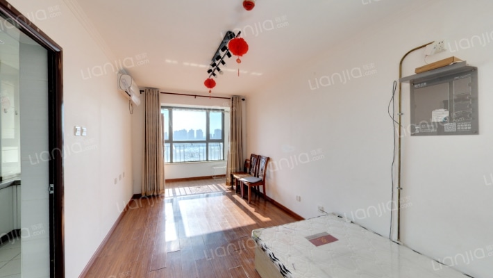 恒大名都二手房实景图