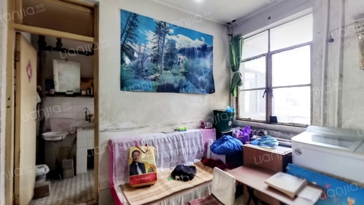 五一路中东小区二手房实景图