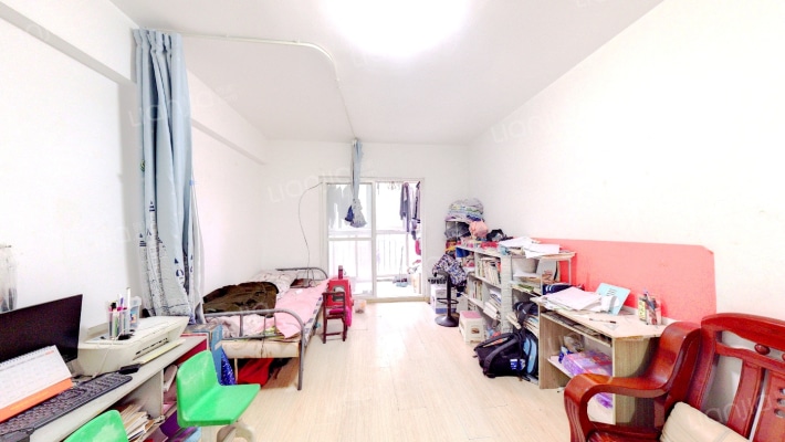 前进小区二手房实景图