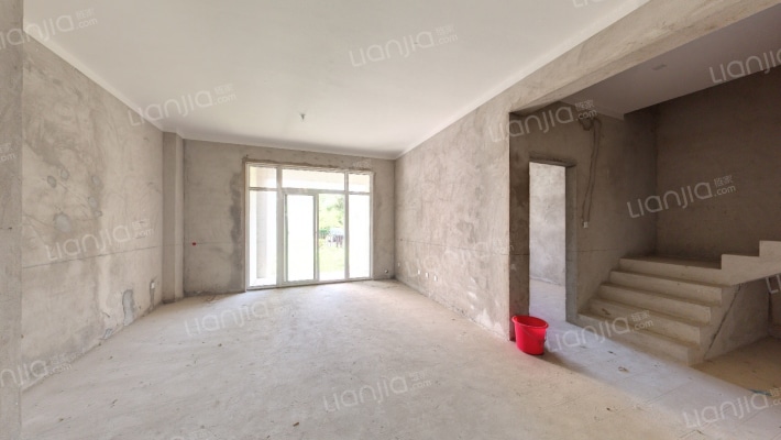 碧桂园滨湖城林溪苑二手房实景图