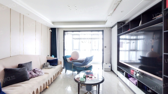 鼎天东尚二手房实景图