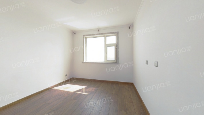 中铁国际花园二手房实景图