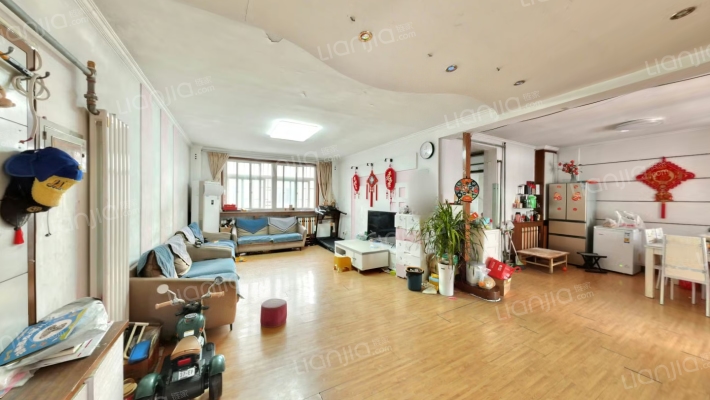 怡海花园二手房实景图