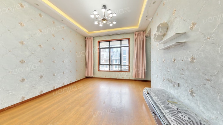 景虹花园二手房实景图