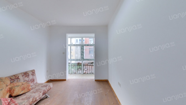 南阳路203号院二手房实景图