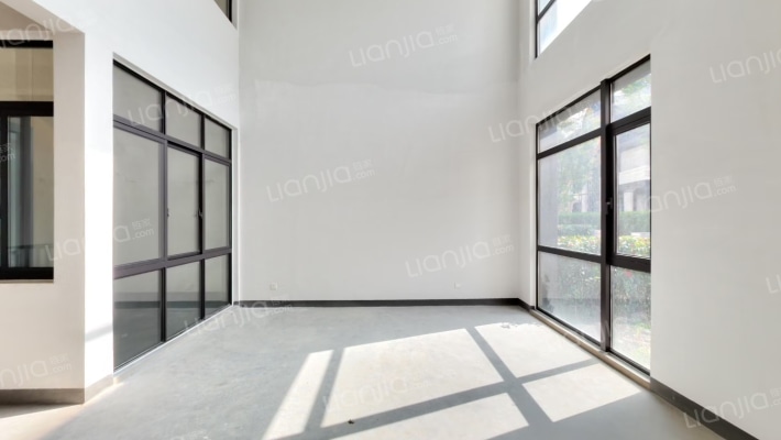 翡翠御府二手房实景图