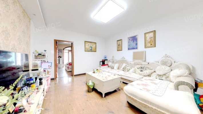 艺君花园东区二手房实景图