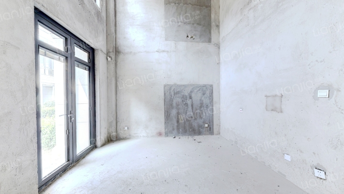 蔚蓝花园二手房实景图