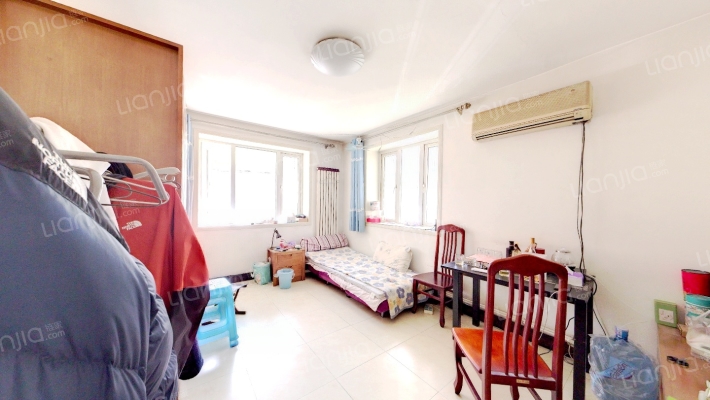 卫华里二手房实景图