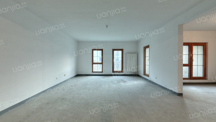 蓝岸丽舍五期二手房实景图