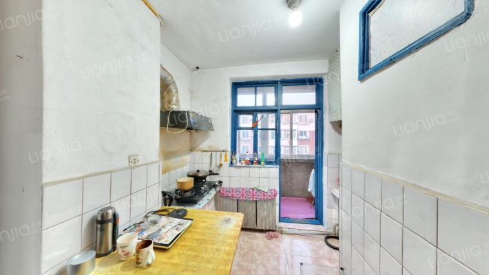 工属里二手房实景图