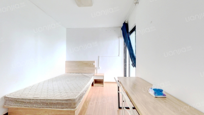 秀里华庭二手房实景图