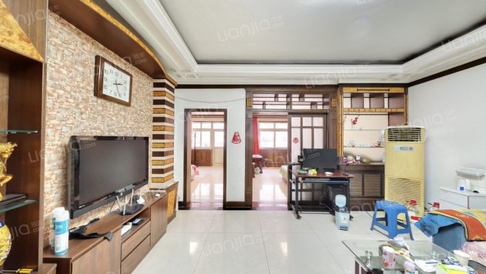 纺织品家属楼二手房实景图