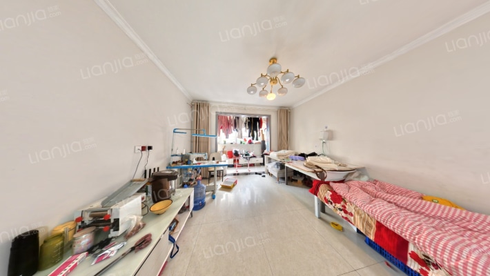 安泰新龙小区二手房实景图