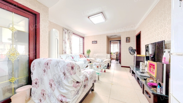 天山绿洲二期二手房实景图