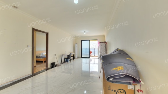 碧桂园凤凰湾二手房实景图