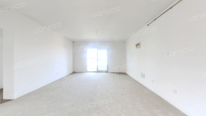 中港城皇家公寓二手房实景图