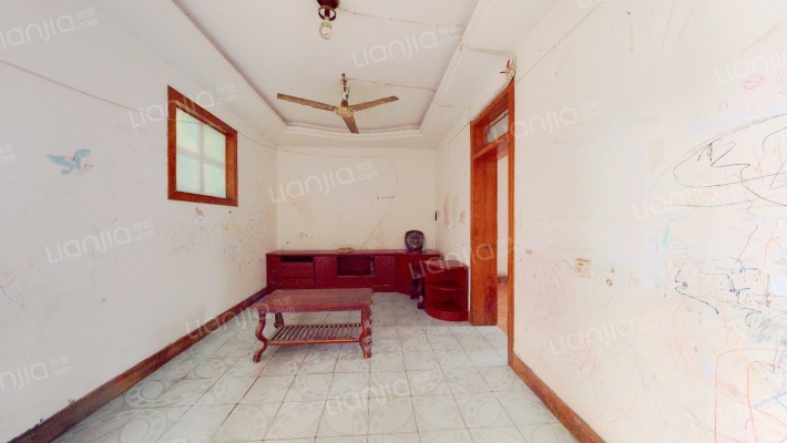 房产家属院二手房实景图