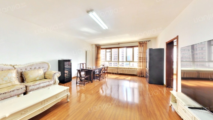 群力新城中区二手房实景图