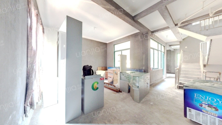 名爵府二手房实景图