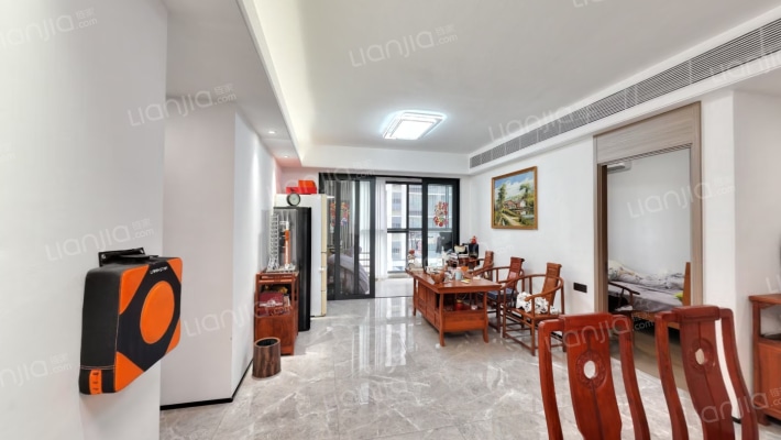 旭辉光屿南方二手房实景图