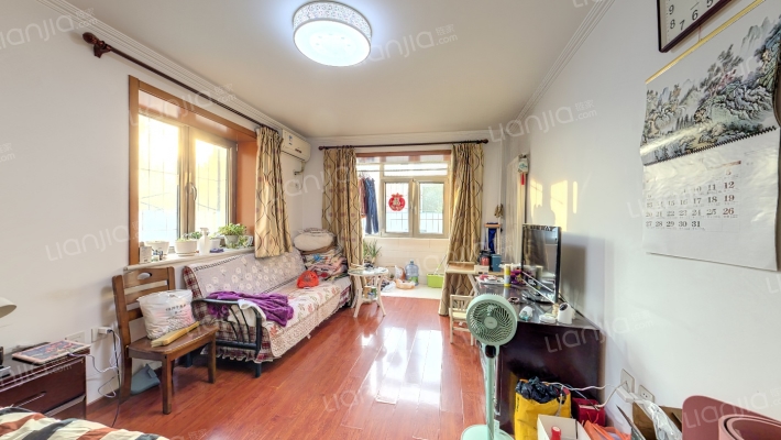 环保局宿舍楼二手房实景图