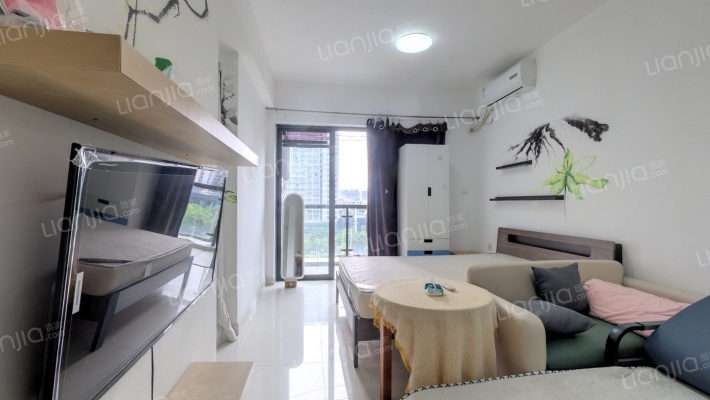 鼎峰卡布斯二手房实景图