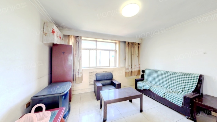 三五零二生活区二手房实景图