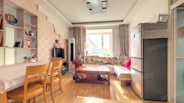 富甲小区二手房实景图