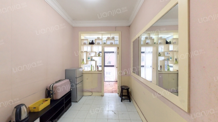 南阳路203号院二手房实景图