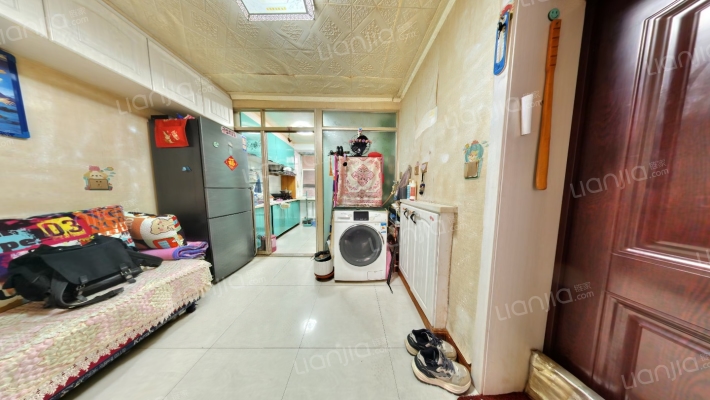 建业小区二手房实景图