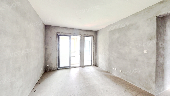 恒大绿岛新城D区二手房实景图