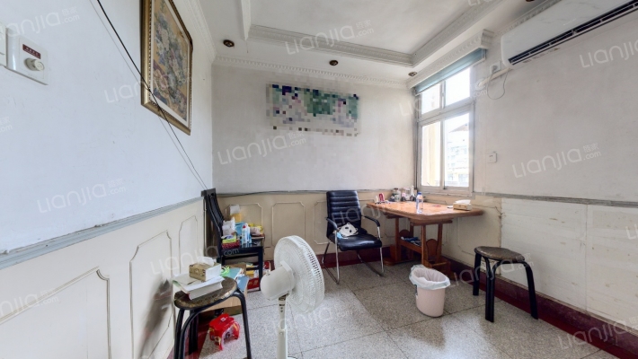 解放路42号二手房实景图