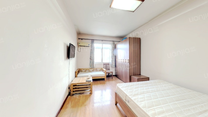 先进里二手房实景图