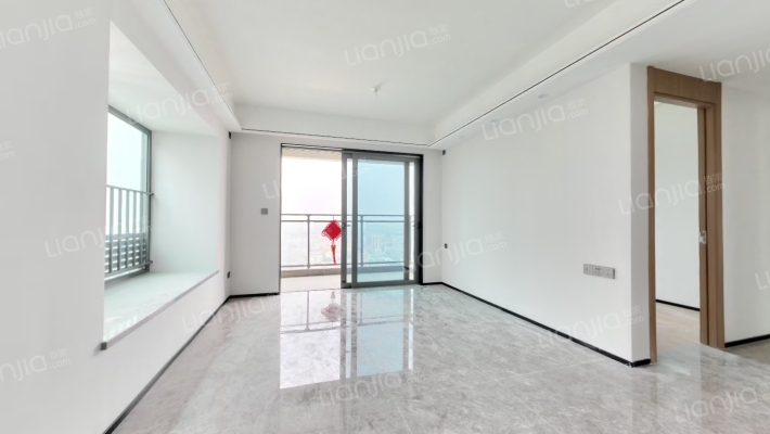 保利和悦春风二手房实景图