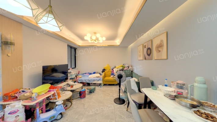 宏兴东区二手房实景图