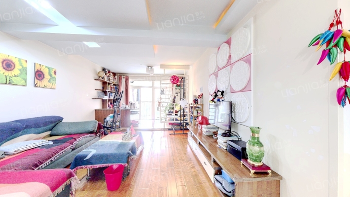 福莱花苑二手房实景图