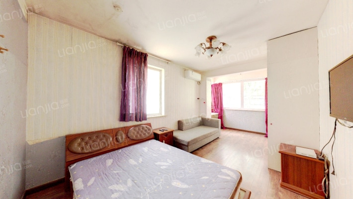 新南大楼二手房实景图