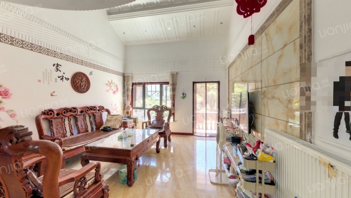 英伦上院二手房实景图