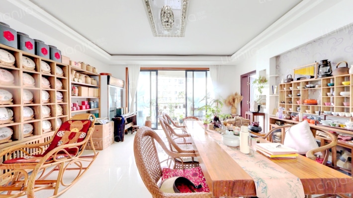 世纪城龙嘉苑二手房实景图