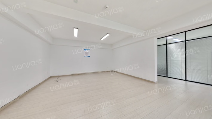 凯旋门二手房实景图