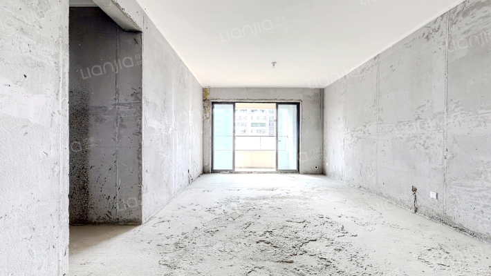 世茂璀璨天城二手房实景图