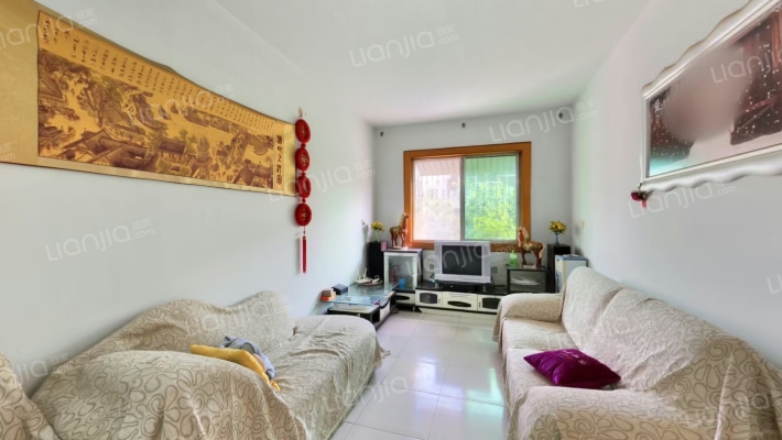 群英小区二手房实景图