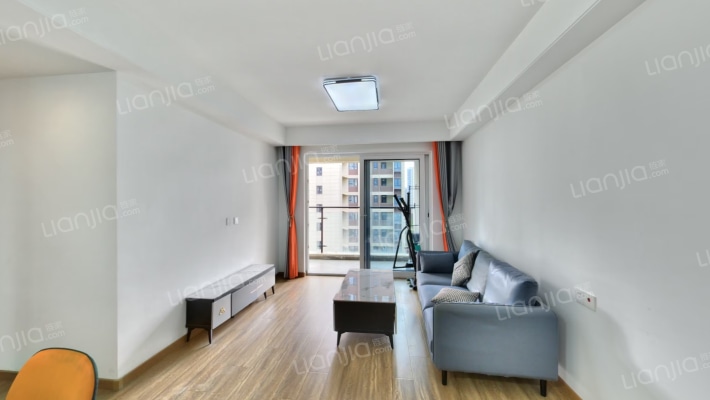 名轩苑二手房实景图