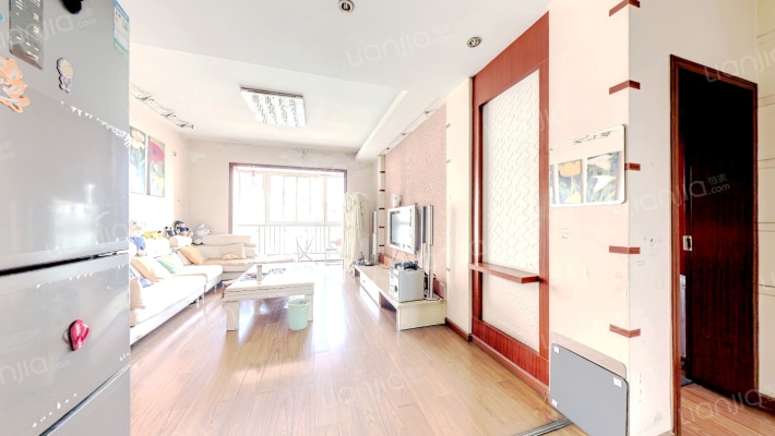 百合园二手房实景图