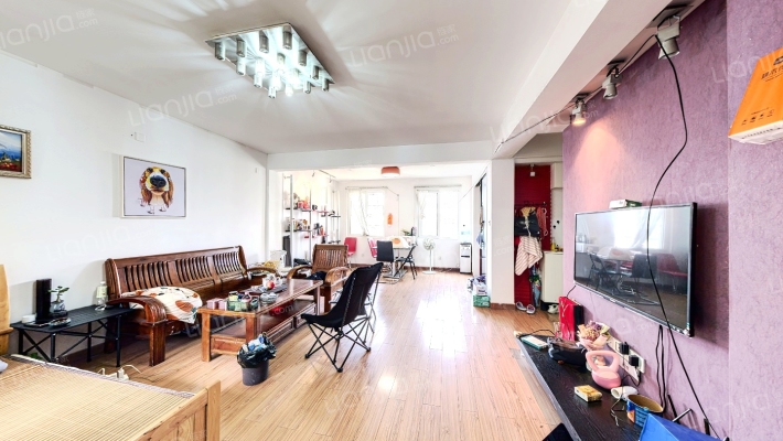 建中小区二手房实景图